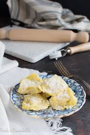 Una delle interpretazioni del coniglio ripieno, specialità marchigiana di origini antiche. Ravioli Di Gallina Ricetta Di Carnevale Marchigiana