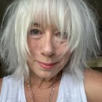 Ronda Dunn's Instagram, Twitter & Facebook