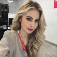 800+ perfiles de «Bibi»