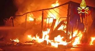 Maxi rogo a viserba nella notte: Incendio In Autostrada Camion A Fuoco Oggi Treviso News Il Quotidiano Con Le Notizie Di Treviso E Provincia Oggitreviso