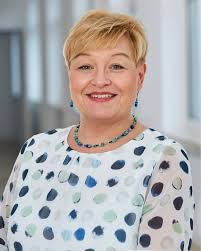 Sandra Nemec's Instagram, Twitter & Facebook