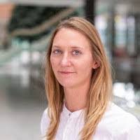 Vanessa Behrens's Instagram, Twitter & Facebook