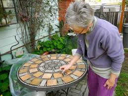 How To Create A Mosaic Tile Top For Your Patio Table Mosaic Tiles Mosaic Diy Mosaic