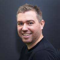 Chris Jinks's Instagram, Twitter & Facebook