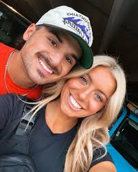 happy birthday to my favorite person in the WHOLE world! the Lord knew  exactly what he was doing when he placed you in my life. im so so grateful  for you! i