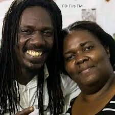 A father-son singing duo with similar voices