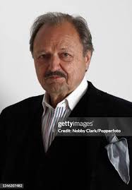 749 Peter Bowles Photos & High Res Pictures