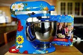 On costco.com we have the 6qt lift stand mixer advertised for $329 with the black friday deal discounting it to $250.i am not seeing the exact model number for this and i'm curious if this is the actual pro series 600. Image Result For Pioneer Woman Kitchenaid Mixer Decals Kitchen Aid Kitchen Aid Mixer Decal Kitchen Aid Mixer