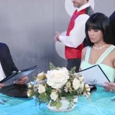 Paying Under The Table - RAT.XXX