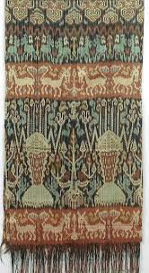 Https Upload Wikimedia Org Wikipedia Commons 1 1c Collectie Tropenmuseum Ceremoni C3 Able Schouder Of Heupdoek Voor Mannen Tmnr 5977 Tenunan Kain Tenun Ikat