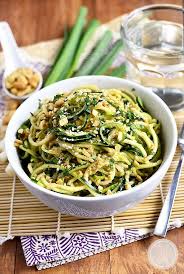 Skinny Shrimp Piccata With Zoodles Iowa Girl Eats Recipe Cooking Recipes Healthy Healthy Recipes Healthy Cooking