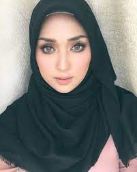 Pin On Gadis Bertudung Manis