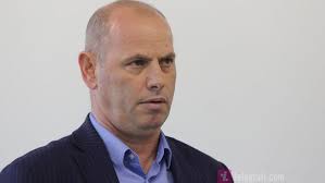 The Croatian teenager surprises with her moves