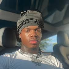 Ed Hardy w/ the Tims 😮‍💨