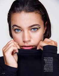 Victoria Ellis's Instagram, Twitter & Facebook