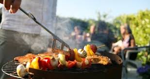 Arger Um Rauch Und Geruche Wenn Das Barbecue Den Nachbarn Zum Kochen Bringt
