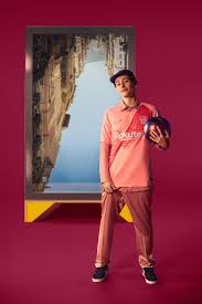 Fc barcelona home & away jersey 2017/18 by nike is available at vancouver soccer store north america sports, on the. Fc Barcelona S 2018 19 Third Kit Continues A Bold And Beautiful Celebration Of The City Nike News