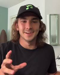 @22mford's video Tweet