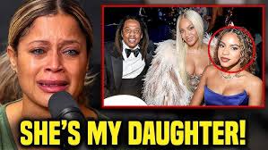 Louisa Scott-Priestley talks about lips and Transformulas FaceFixers  Voluptuous.