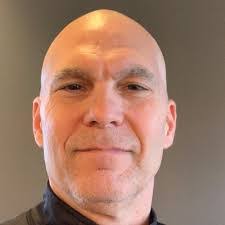 Curtis Oakley's Instagram, Twitter & Facebook