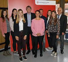 Aufgaben der arbeitsagentur passau vor ort. Nachwuchs Fur Die Agentur Fur Arbeit Passau Waidler Com