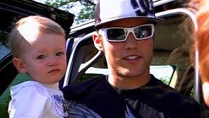 Heather Crossland's Instagram, Twitter & Facebook