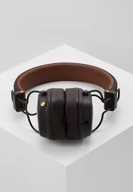 Major iii bluetooth offers you the freedom and convenience of wireless bluetooth aptx technology and 30+ hours of playtime on a single charge. Marshall Major Iii Bluetooth Kopfhorer Brown Braun Zalando De