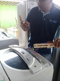 Kami menyediakan perkhidmatan membaiki mesin basuh terus ke rumah anda : Waza Elektronik Membaiki Mesin Basuh