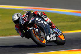 Dani pedrosa utiliza sus propias cookies y de terceros para mejorar su experiencia de navegación así como analítica. Marc Marquez And Dani Pedrosa Start 2017 Season In Valencia Box Repsol