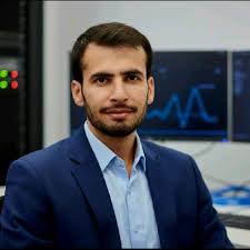 There's a massively expensive and environmentally damaging Windows 11  migration required for 2025 and you don't need to do it. There is a smarter  way. Instead you can: 💴 Save strategic sums