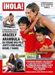 Together, the actress and the mexican singer have two sons, miguel and daniel. Aracely Arambula Hola Magazine 28 August 2013 Cover Photo Mexico