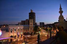 Some cacti can be eaten, such as the prickly pear. Cactus Saloon Townsville Restaurant Bewertungen Telefonnummer Fotos Tripadvisor