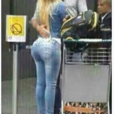 17 de junio de 1975) es un árbitro de fútbol internacional argentino. La Tierna Reaccion De Romina Ortega La Deslumbrante Esposa De Nestor Pitana Tras Enterarse Que Dirigira La Final Del Mundial