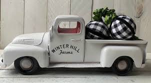 White Farm Truck Farm Truck Metal Farm Truckwhite Metal Etsy Farm Trucks Red Truck Decor Christmas Red Truck