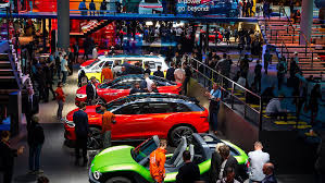 By adding days to the year the seasons stay in step with the month's for each year. Iaa 2021 In Munchen Opel Kommt Nicht Zur Messe Auto Motor Und Sport