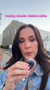 En la fila del casting de @NuestraBellezaLatina #nuestrabellezalatina  #miamicasting