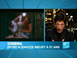 Patrick a connu un problème d'alcool depuis la mort de son père en 1982 mais cela a empiré lorsque son audience à l'écran a diminué. L Acteur Patrick Swayze Est Mort Des Suites D Un Cancer Youtube