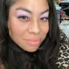 Stephanie Petz's Instagram, Twitter & Facebook