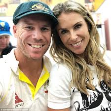 He has played first test cricket of his life on 20 february 2014 with the anyone can check here de kock of batting average, ipl, height, age, player profile, weight, biography, ipl 2018, salary, girlfriends, wife name and more. David Warner In Changeroom Stoush With South African Quinton De Kock Express Digest
