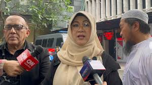 Pemeriksaan Selesai, Dokter Tifa Ngaku Dicecar 68 Pertanyaan Tapi Tak  Diperlihatkan Ijazah Jokowi - galeri foto