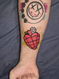 Capitol wearing horns and displaying his tattoos, is just the latest example. Got This Awesome American Idiot Piece Done Today Goes Grows With The Blink 182 Tattoo Greenday