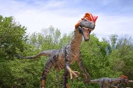 The science center uses live animal exhibits, natural science education programs, and lake cruises to educate visitors about the natural world. Meet The Dinosaurs Of Dinosaurs Alive At The Squam Lakes Natural Science Center Vacation In The Lakes Region Of New Hampshire