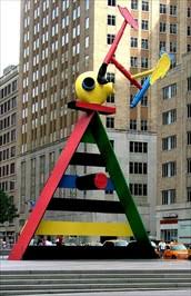 Personage And Birds Joan Miro 1970 Houston Texas Abstract Public Sculptures On Waymarking Com During the construction of the jp morgan chase tower in downtown houston, an art committee chosen by morgan chase commissioned joan miro to. personage and birds joan miro 1970