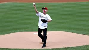 Find many great new & used options and get the best deals for topps vintage 1966 ugly sticker #6 make your own name card at the best online prices at ebay! Dr Anthony Fauci Sold Out Topps Baseball Cards Listed On Ebay