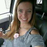 Jenica Bell's Instagram, Twitter & Facebook