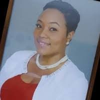 Desrine Bennett's Instagram, Twitter & Facebook