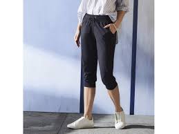 Die schmale passform der hose schmiegt sich an deine beine an. Bz Esmara Damen Caprihose Damenkleidung Hose Lassig Neu Aks Shop