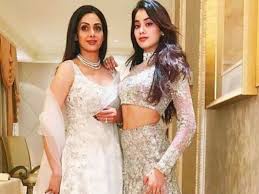 Scroll to see all the latest photos shared by the roohi actor. Janhvi Kapoor Reveals That She Has Watched Only Five Movies Of Mother Sridevi