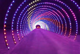 Electromagnetic) و حاوی فوتون (به انگلیسی: Lake County Illinois Cvb Santa S Rock N Lights At The Lake County Fairgrounds