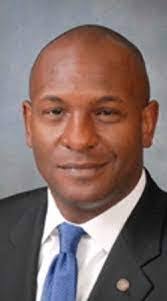 Bobby Dubose's Instagram, Twitter & Facebook